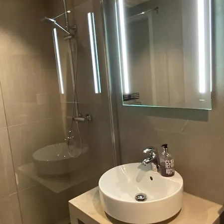 Spectacular View Sea Front Leilighet *